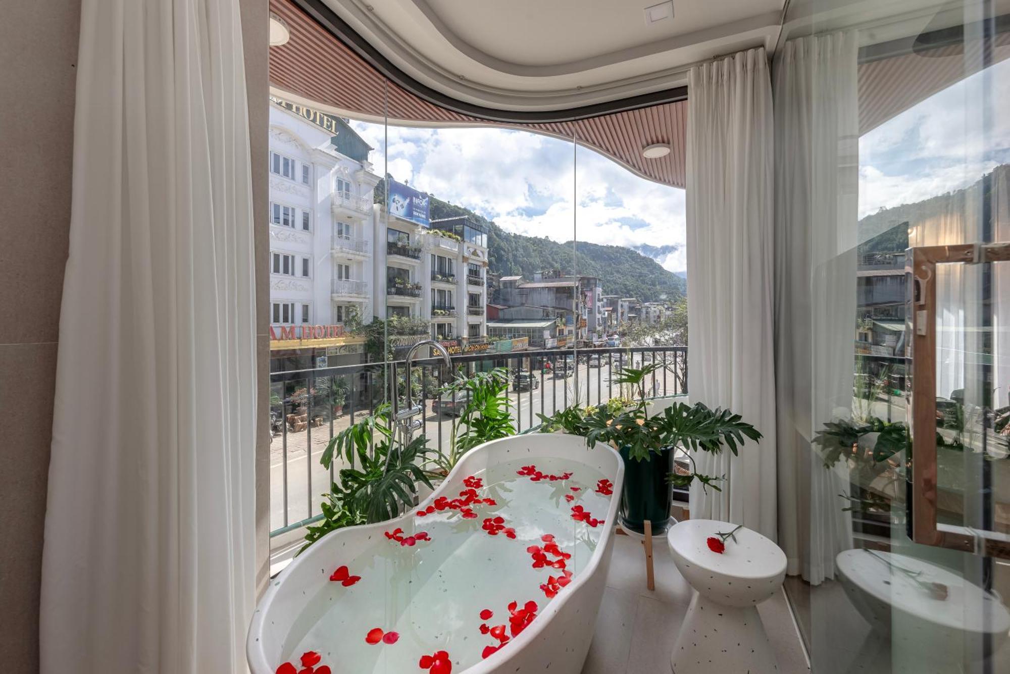 Tropical Paradise Sapa Hotel & Coffee 外观 照片