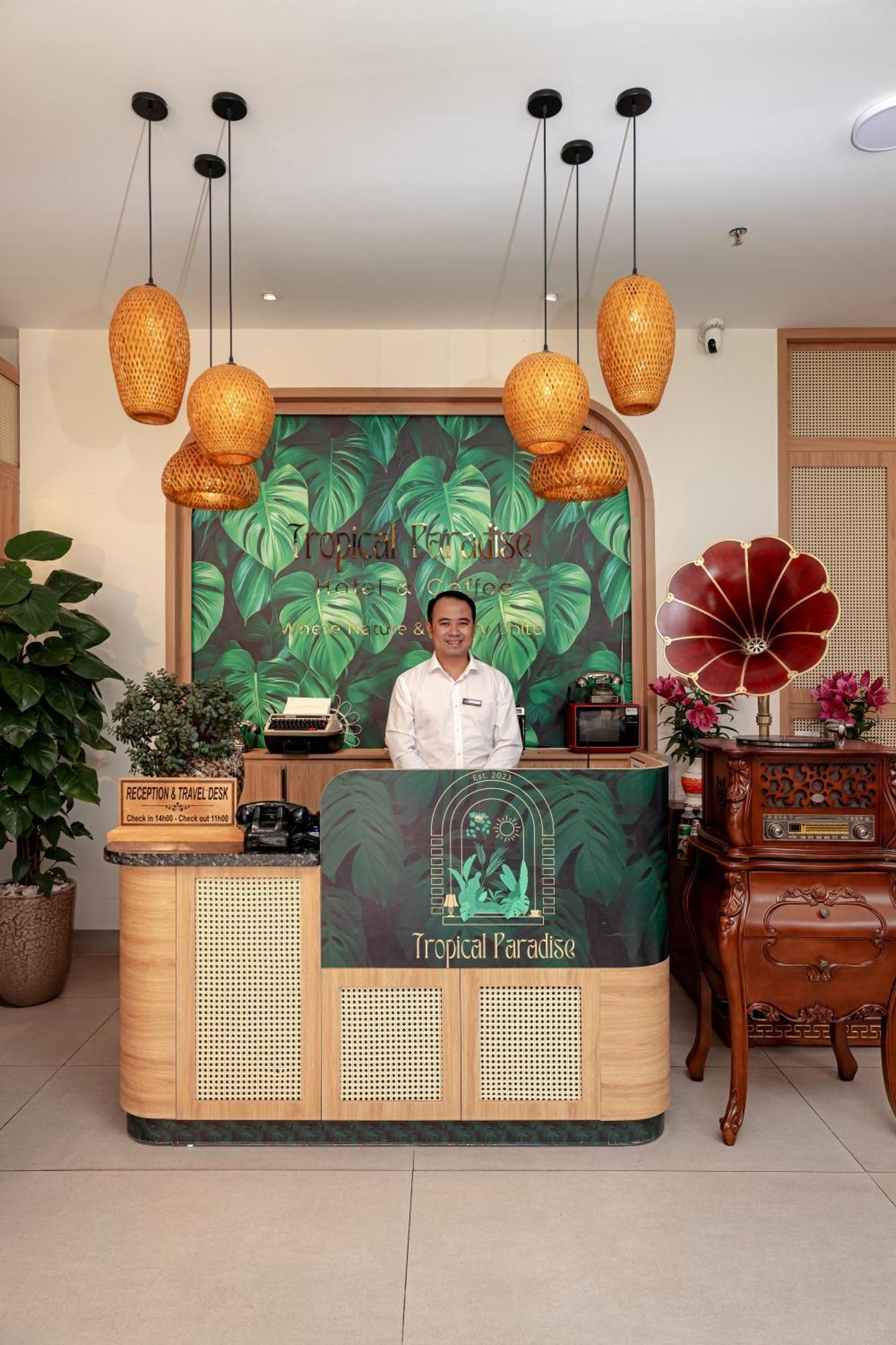 Tropical Paradise Sapa Hotel & Coffee 外观 照片